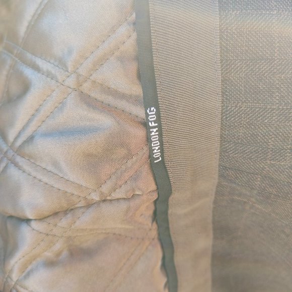 Men's London Fog Trench Coat - Size 40S - Color Dark Green - Picture 6 of 16